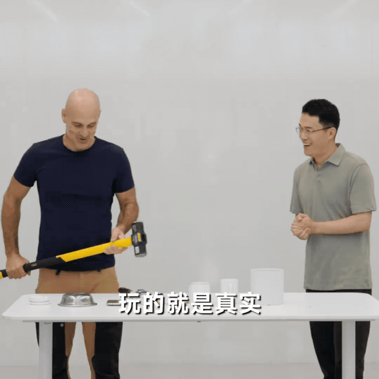 Redmi Note 15 Pro系列预热 卢伟冰王腾发布铁锤砸手机测试视频-第5张图片-科技快讯