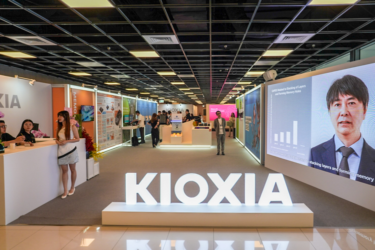 铠侠携企业与消费级存储亮相COMPUTEX 2025：新颗粒让AI工作如鱼得水-第1张图片-科技快讯
