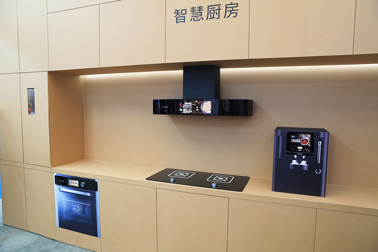 维信诺AMOLED显示技术2025年多领域创新应用全面突破-第10张图片-科技快讯