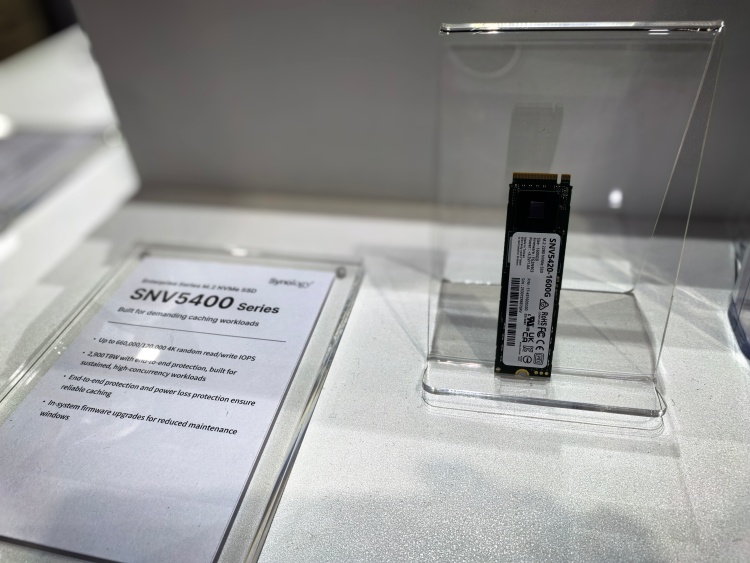 群晖科技亮相COPMUTEX 2025，展示企业级数据管理新探索-第8张图片-科技快讯