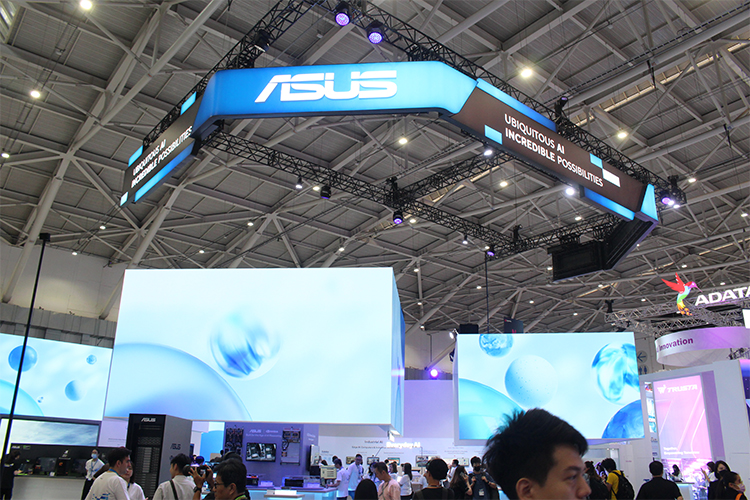 华硕为COMPUTEX 2025带来海量商用笔记本，在现场搭起硬件“护城河”-第1张图片-科技快讯