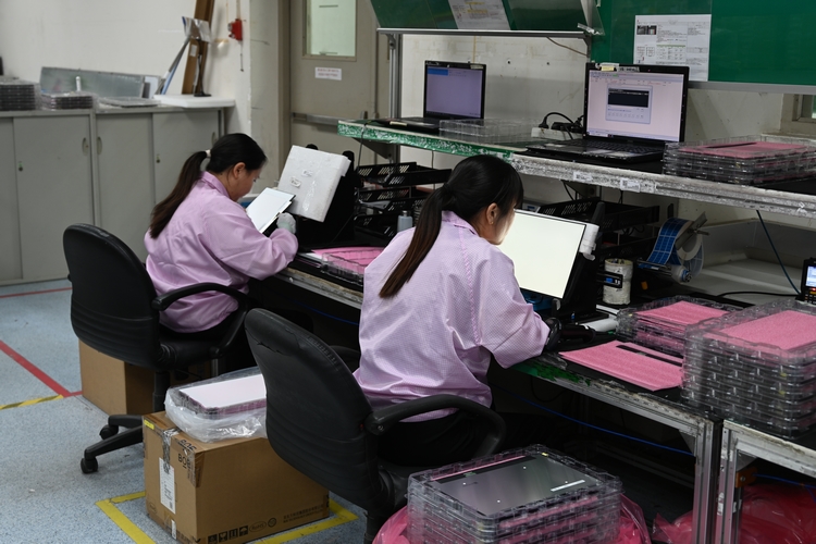 微星工厂行：一块PCB如何炼成军规级游戏本-第12张图片-科技快讯