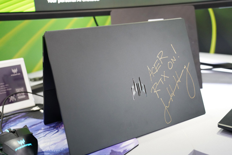 宏碁COMPUTEX 2025大放异彩！多款AI笔记本和500Hz显示器成场内焦点-第9张图片-科技快讯