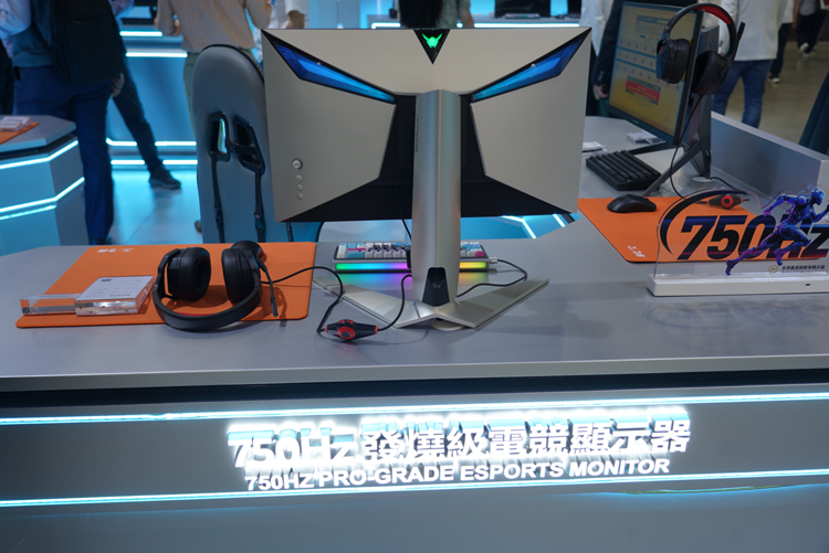 一个能打的都没有！HKC在COMPUTEX 2025发布750Hz超高刷新率显示器-第2张图片-科技快讯