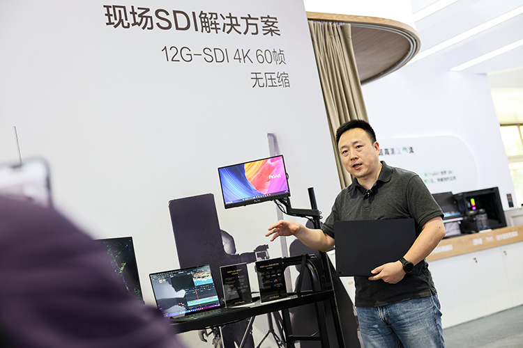 8K超清画质震撼体验 华硕BIRTV2025显示器让你一眼难忘-第10张图片-科技快讯