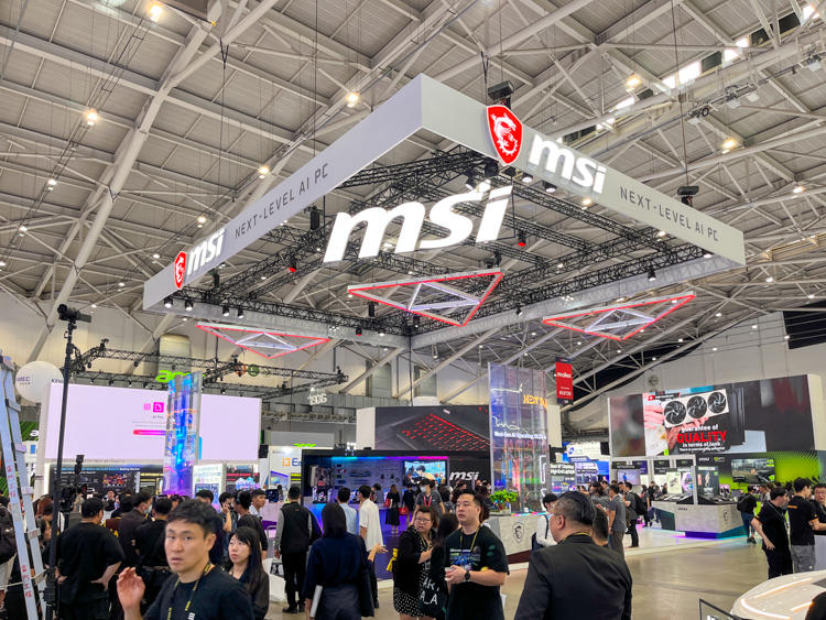微星多款产品闪耀COMPUTEX 2025：AI智能QD-OLED显示器成C位-第1张图片-科技快讯
