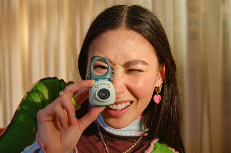 咔嚓！定格方形魅力&mdash;富士instax携手中国传媒大学摄影协会成功举办摄影大赛-第3张图片-科技快讯