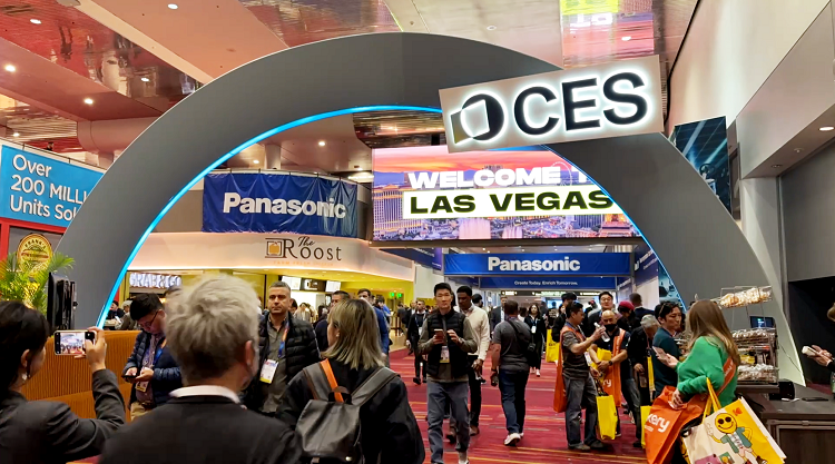 CES 2025暴走三天，这一场科技春晚，我看到了硬核新品和贯穿全场AI-第1张图片-科技快讯