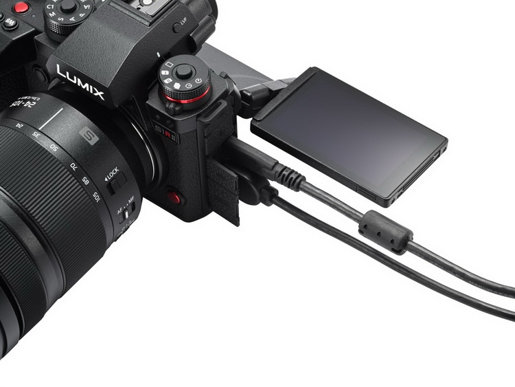 指标看齐电影机、价格看齐相机 松下Lumix S1RM2玩起错位竞争-第4张图片-科技快讯