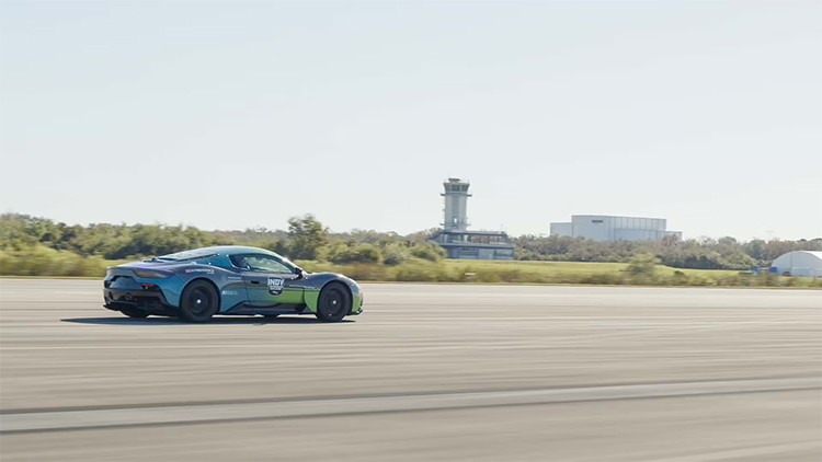 地表最速！玛莎拉蒂MC20在美创下318.1km/h自动驾驶时速新纪录-第3张图片-科技快讯