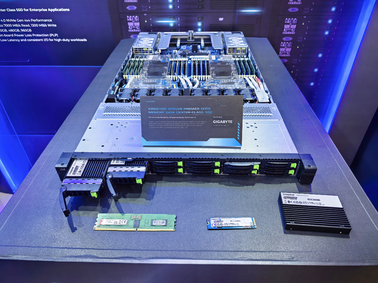 内存领域新品种CAMM2引众人围观，金士顿在COMPUTEX 2025大秀肌肉-第6张图片-科技快讯
