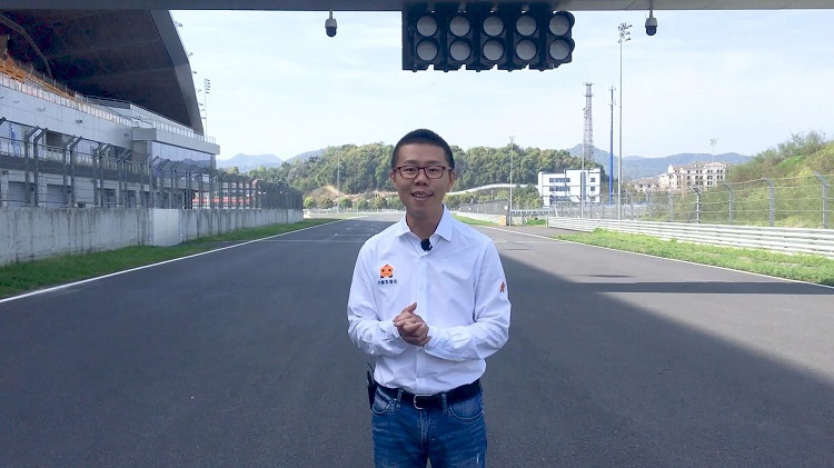 底盘表现不如预期？“三缸大佐”测问界M8飞坡 -第2张图片-科技快讯