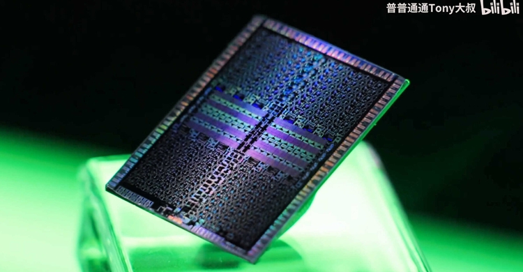 NVIDIA GB202核心照现身：750平方毫米，晶体管密度几乎不变-第1张图片-科技快讯