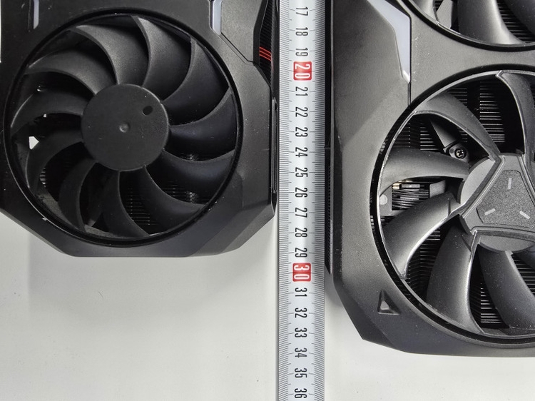 AMD 7990 XTX顶级显卡散热器曝光 配备3x8Pin供电接口-第2张图片-科技快讯