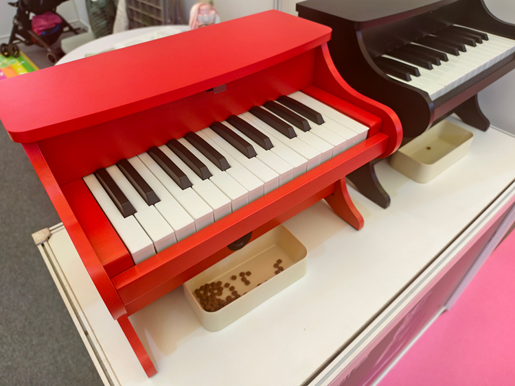 SUNLIN宠物钢琴亮相2025亚洲宠物展，打造萌宠专属音乐盛宴-第2张图片-科技快讯