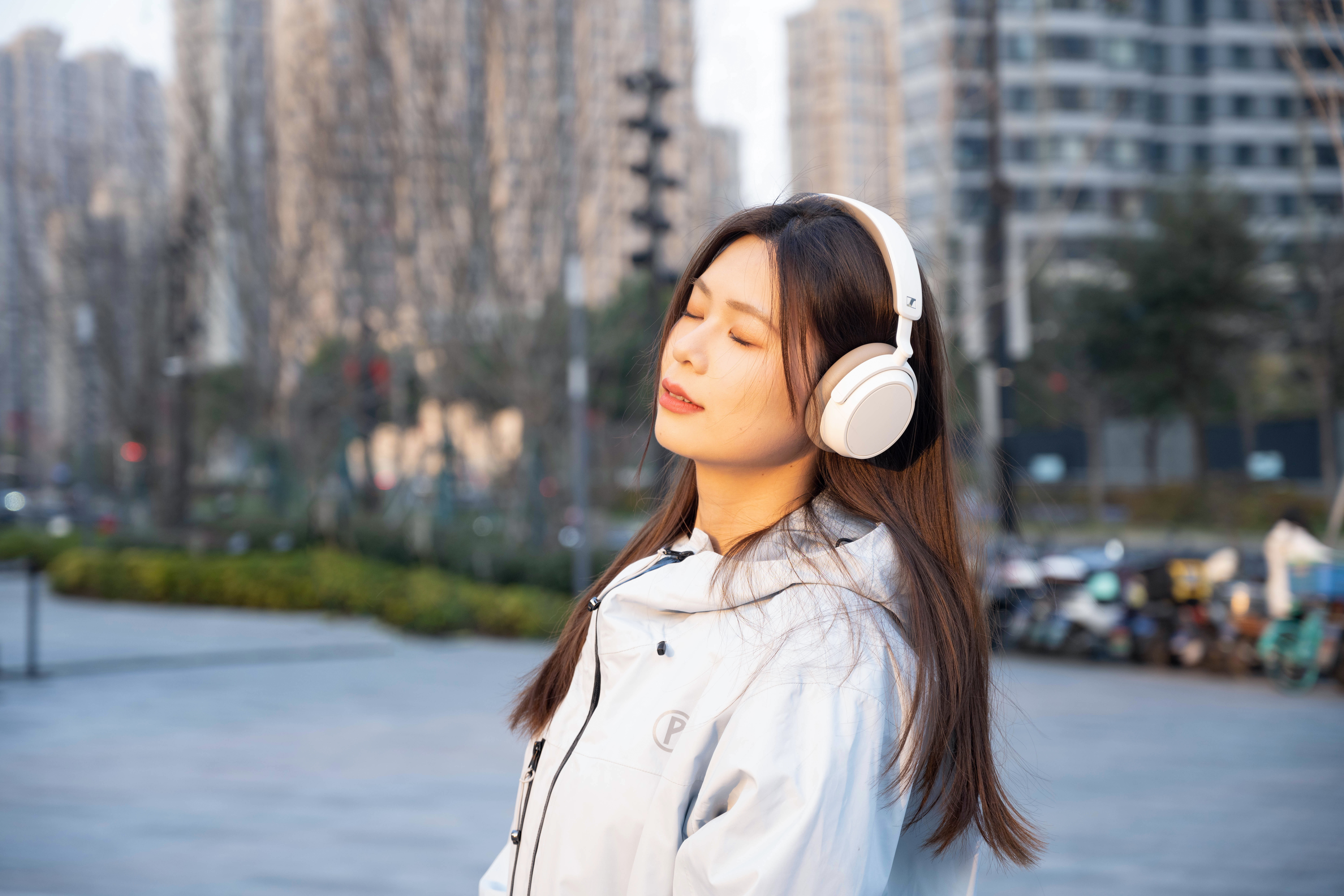 新年送礼首选：森海塞尔ACCENTUM Plus无线耳机，让音乐成为新年优美的旋律-第4张图片-科技快讯