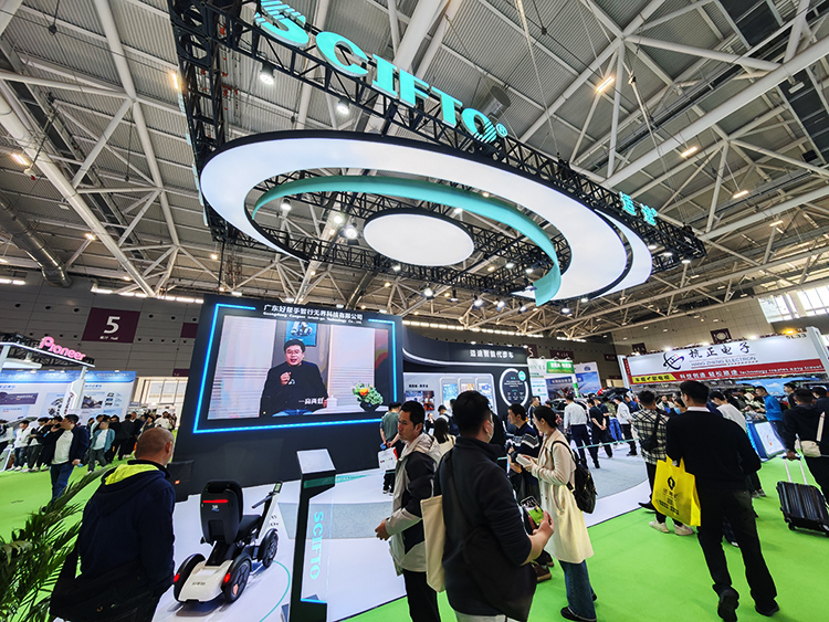 2025深圳国际性能及定制改装车展：新能源汽车产业链的大荟萃-第21张图片-科技快讯