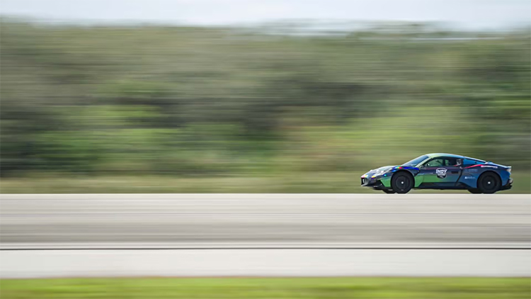 地表最速！玛莎拉蒂MC20在美创下318.1km/h自动驾驶时速新纪录-第2张图片-科技快讯