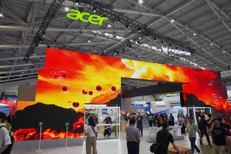 宏碁COMPUTEX 2025大放异彩！多款AI笔记本和500Hz显示器成场内焦点-第1张图片-科技快讯