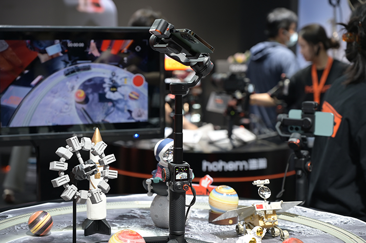 2025BIRTV展浩瀚MT3 Pro相机云台全球首发 单人创作神器-第7张图片-科技快讯