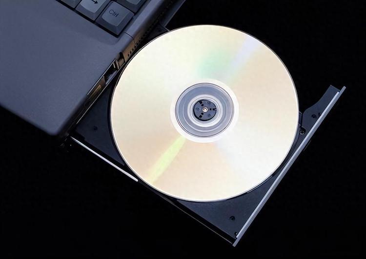 科学突破，还是骗局？芝加哥大学将数TB的数据塞入毫米级内存-第2张图片-科技快讯