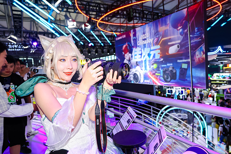 佳能登陆第21届ChinaJoy，“看我佳”与观众们一起打破次元壁！-第9张图片-科技快讯