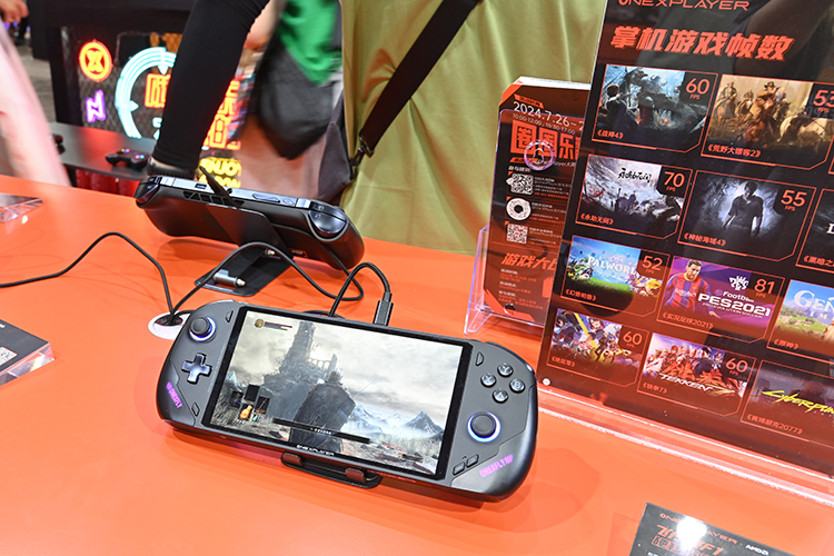 OnexPlayer携游戏掌机参展ChinaJoy，开展首日被游戏玩家瞬间挤满-第3张图片-科技快讯