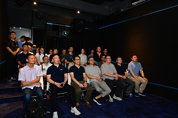 巴可高端家庭影院投影机Balder品鉴会，家用投影机中的“光明之神”-第5张图片-科技快讯