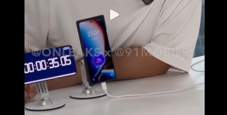 真我手机官宣320W超光速秒充技术，5分钟充满电-第2张图片-科技快讯