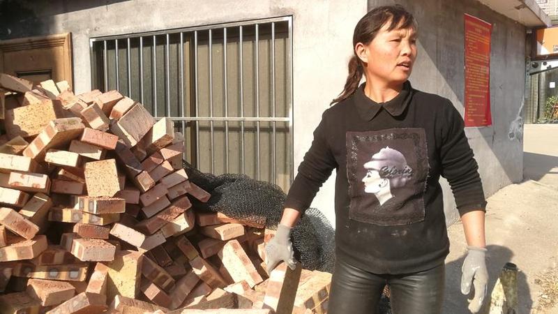 农村80小伙谈梦幻搬砖赚钱，还是找个工作稳定-第1张图片-科技快讯