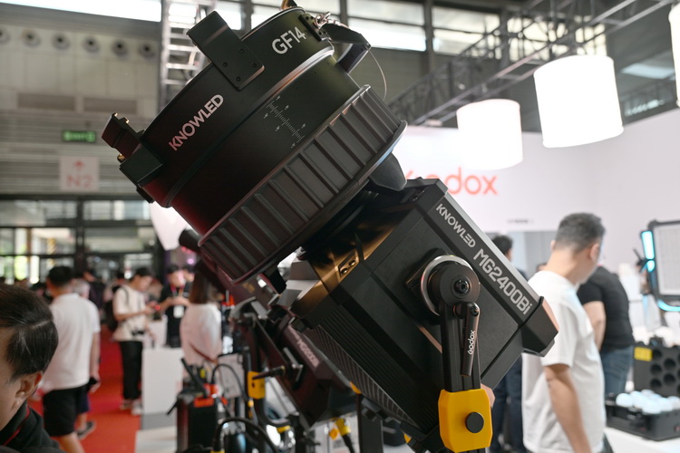 神牛全线产品亮相2024 P&amp;I 新品AD600Pro II、P260C Pro无一缺席-第12张图片-科技快讯