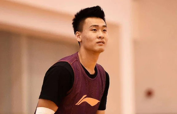 八一男篮被曝将退出CBA,你希望八一男篮退出CBA吗--第20张图片-科技快讯