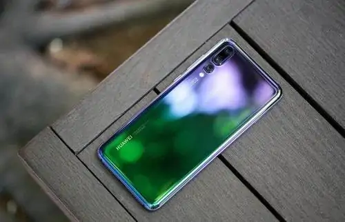 华为手机Mate 20、Mate 20 Pro、Mate 20 X三个型号的主要区别-第3张图片-科技快讯 华为手机Mate 20、Mate 20 Pro、Mate 20 X三个型号的主要区别-第3张图片-科技快讯