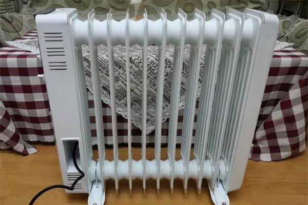 油汀是什么东西 油汀的作用(油汀为什么烫手)-第5张图片-科技快讯 油汀是什么东西 油汀的作用(油汀为什么烫手)-第5张图片-科技快讯
