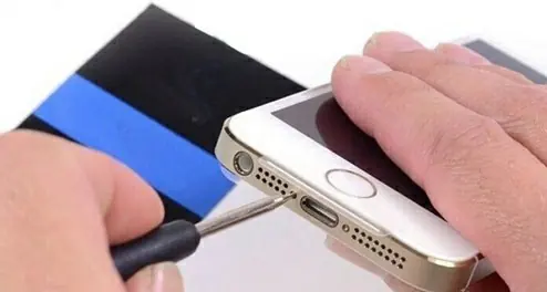 iphone4怎么拆机(iphone4拆解后多出一个小金属片 求出处)-第3张图片-科技快讯 iphone4怎么拆机(iphone4拆解后多出一个小金属片 求出处)-第3张图片-科技快讯