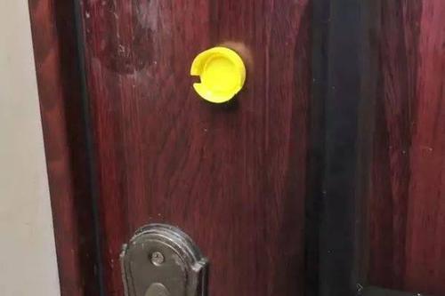 玻璃胶怎么去除,马桶玻璃胶如何去除(玻璃胶怎么去除 去除玻璃胶的小技巧)-第3张图片-科技快讯 玻璃胶怎么去除,马桶玻璃胶如何去除(玻璃胶怎么去除 去除玻璃胶的小技巧)-第3张图片-科技快讯