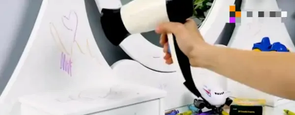 水彩笔怎么洗 有什么 *** 洗掉水彩笔(水彩笔怎么洗 去除水彩笔污渍的 *** )-第4张图片-科技快讯 水彩笔怎么洗 有什么 *** 洗掉水彩笔(水彩笔怎么洗 去除水彩笔污渍的 *** )-第4张图片-科技快讯