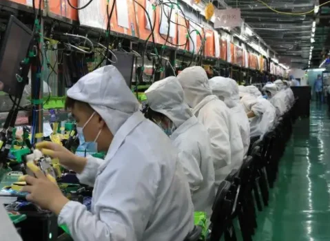 富士康回应裁员具体说了什么-富士康怎样回应血汗厂批评--第8张图片-科技快讯 富士康回应裁员具体说了什么-富士康怎样回应血汗厂批评--第8张图片-科技快讯