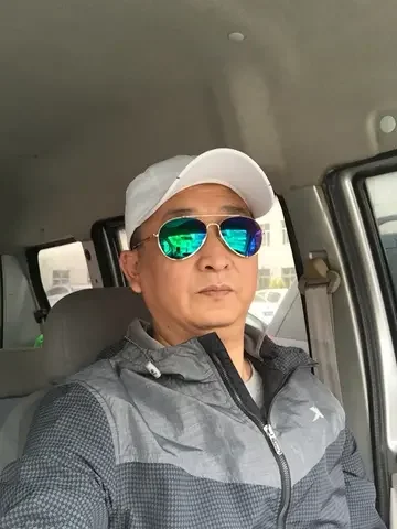 偏光镜是什么意思-偏光镜的功能偏光镜有什么用 偏光镜的用途有哪些-第1张图片-科技快讯 偏光镜是什么意思-偏光镜的功能偏光镜有什么用 偏光镜的用途有哪些-第1张图片-科技快讯