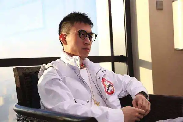 有没有法拉力手机Vertu5(法拉利手机大全)-第4张图片-科技快讯