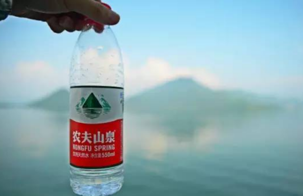 农夫山泉好还是怡宝好呢-怡宝和农夫山泉哪个好些--第1张图片-科技快讯 农夫山泉好还是怡宝好呢-怡宝和农夫山泉哪个好些--第1张图片-科技快讯