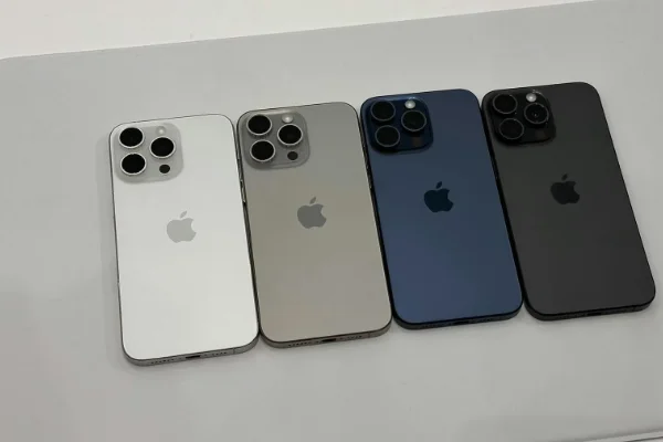 iPhone15将全系标配灵动岛,对此你怎么看--第8张图片-科技快讯 iPhone15将全系标配灵动岛,对此你怎么看--第8张图片-科技快讯