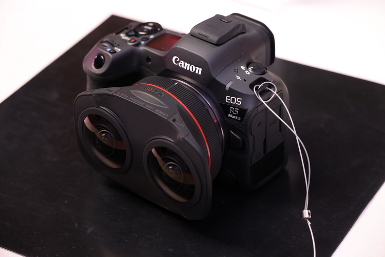 十字对焦、堆栈传感器 佳能EOS R5 Mark II、R1性能飙升、价格还有惊喜-第3张图片-科技快讯