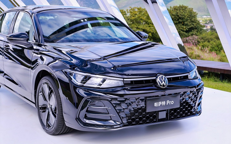 全系2.0T高功率，15.99万起！全新帕萨特“整顿”中级轿车市场-第3张图片-科技快讯