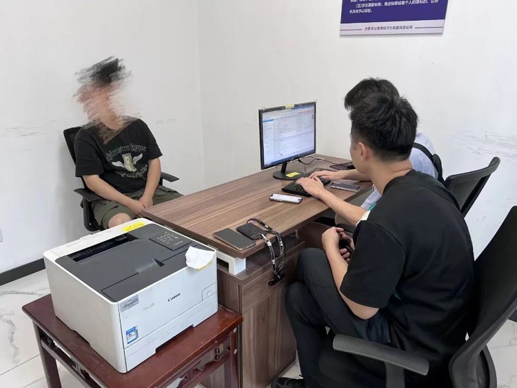 别克撞柯尼塞格，维修费406W？谣言！幕后黑手为保险从业者-第3张图片-科技快讯