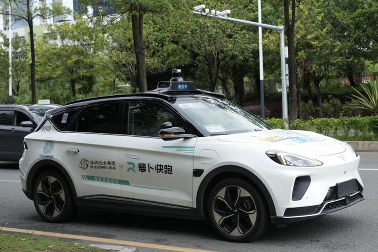 蔚来李斌：坚决不做无人驾驶出租车，干掉网约车司机一点都不酷-第1张图片-科技快讯