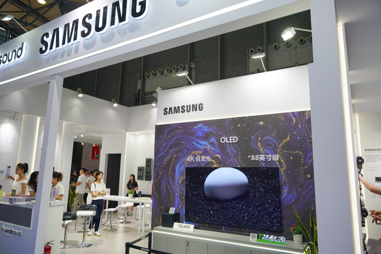 三星展示旗舰Micro LED电视：百万售价凝聚最新科技精华-第1张图片-科技快讯