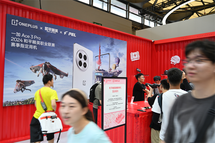 现场狂赞“丝滑”？一加ChinaJoy2024秀独家120帧性能黑科技-第6张图片-科技快讯