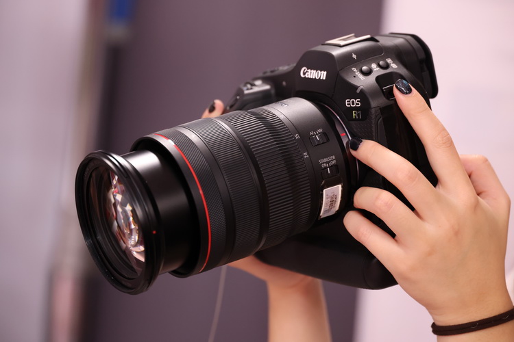 十字对焦、堆栈传感器 佳能EOS R5 Mark II、R1性能飙升、价格还有惊喜-第16张图片-科技快讯
