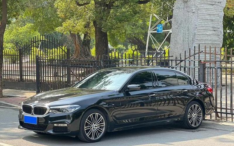 华晨宝马的报价(宝马5系二手车价格)-第1张图片-金银屋 华晨宝马的报价(宝马5系二手车价格)-第1张图片-金银屋